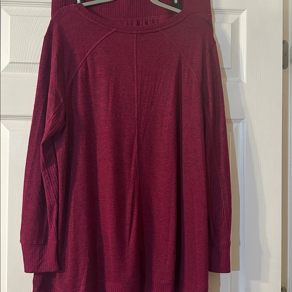 Chico's Zenergy Burgundy/Black Mix 2 piece outfit - Picture 5 of 10